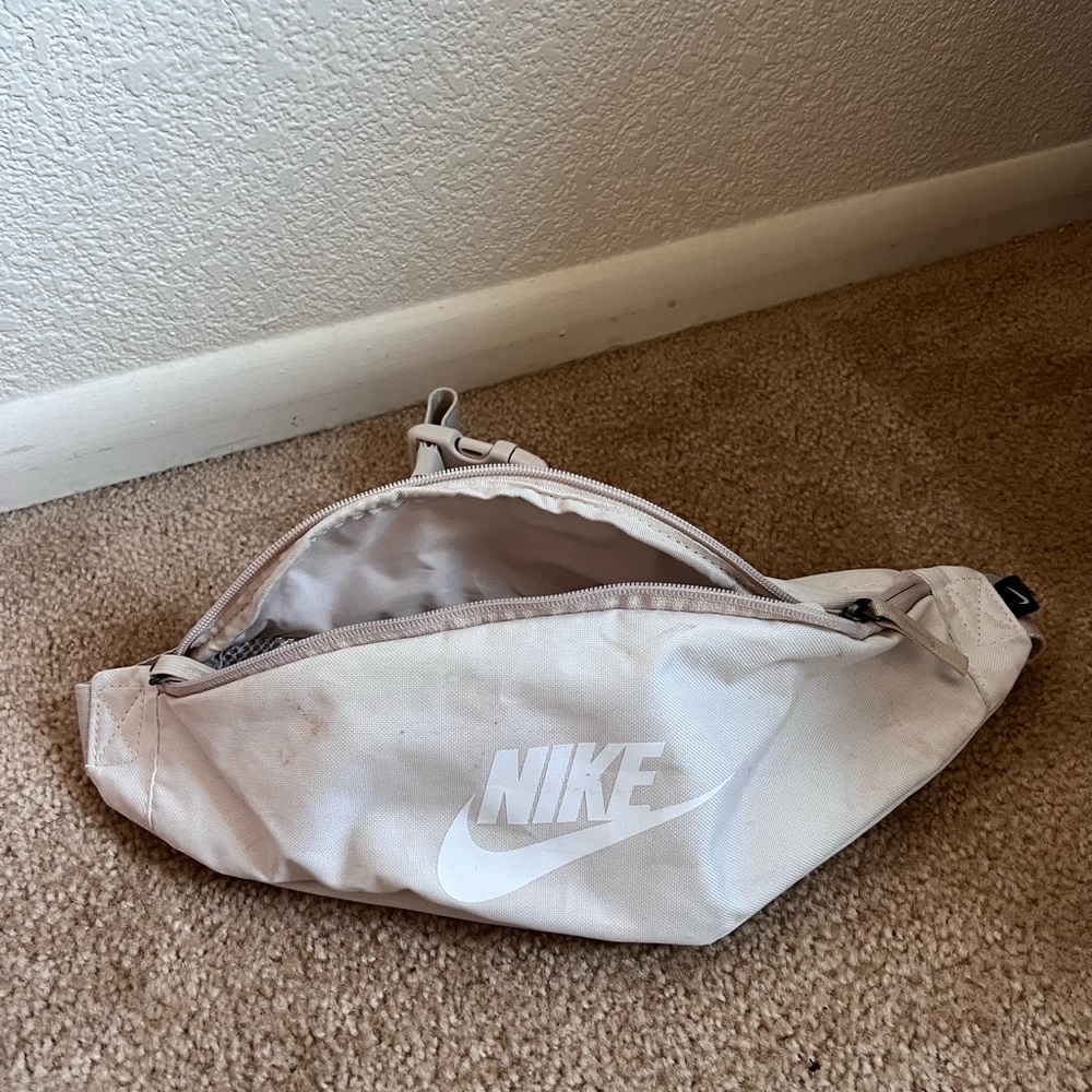 Nike off white beige sports Fanny pack with several zipper pockets